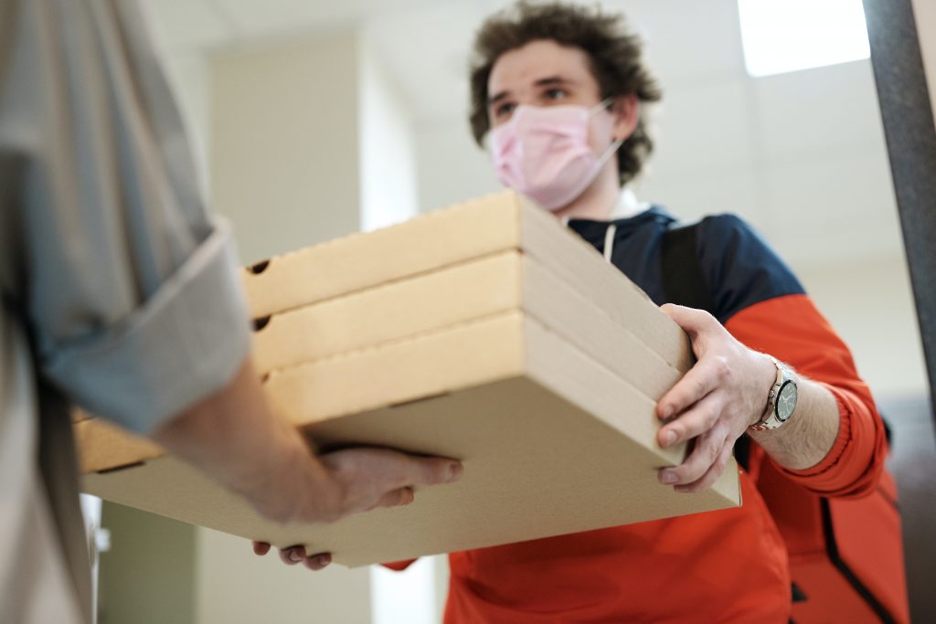 Enhancing Delivery Efficiency with Digital Logsheet
Foto oleh Norma Mortenson dari Pexels: https://www.pexels.com/id-id/foto/pria-orang-orang-teknologi-kerja-4393426/